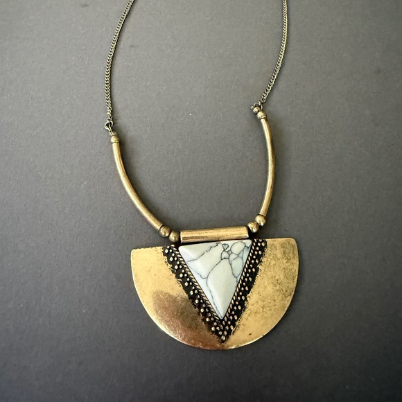 Boho Gold Tone Semi Circle Pendant Necklace Natural Stone Brass Textured Bold - Picture 2 of 6